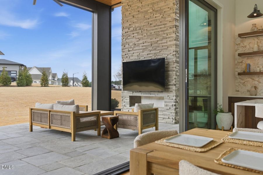 9009 Meadow Pointe Ct (51)