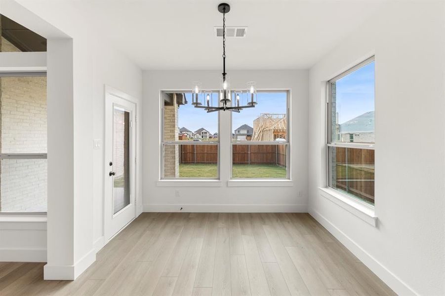 19. 1461 Porter - Dining