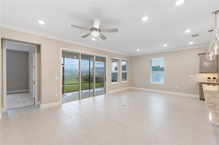 Spacious, unfurnished interior of a new home in , Ocala (Image 24).