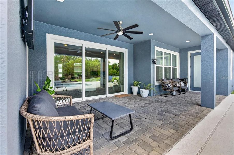Exterior details and patio area of a home in , Orlando (Image 25). Exterior details and patio area of a home in , Orlando (Image 25).