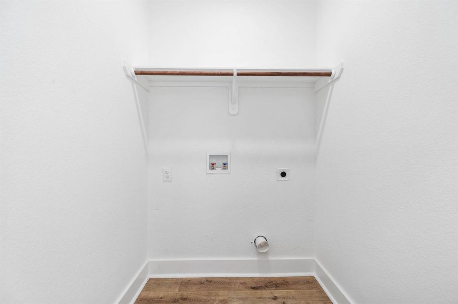 Spacious, unfurnished interior of a new home in , Montgomery (Image 14).