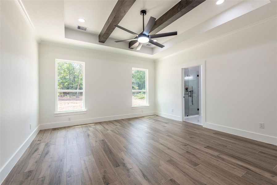 Spacious, unfurnished interior of a new home in , Dayton (Image 30).