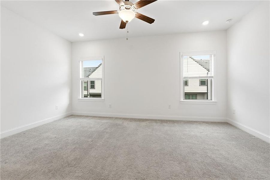 Spacious, unfurnished interior of a new home in , Atlanta (Image 16).