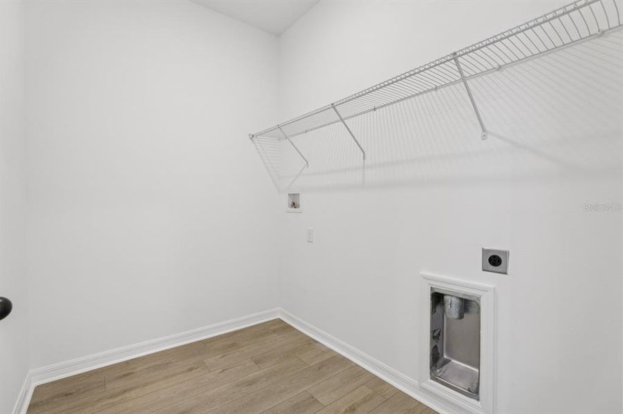 Spacious, unfurnished interior of a new home in Tyson Reserve, St. Cloud (Image 41). Spacious, unfurnished interior of a new home in Tyson Reserve, St. Cloud (Image 41).