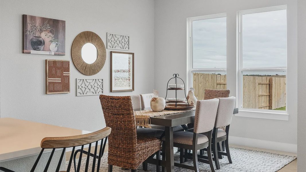 Furnished interior view inside a new home in Highland Village, Georgetown (Image 9).