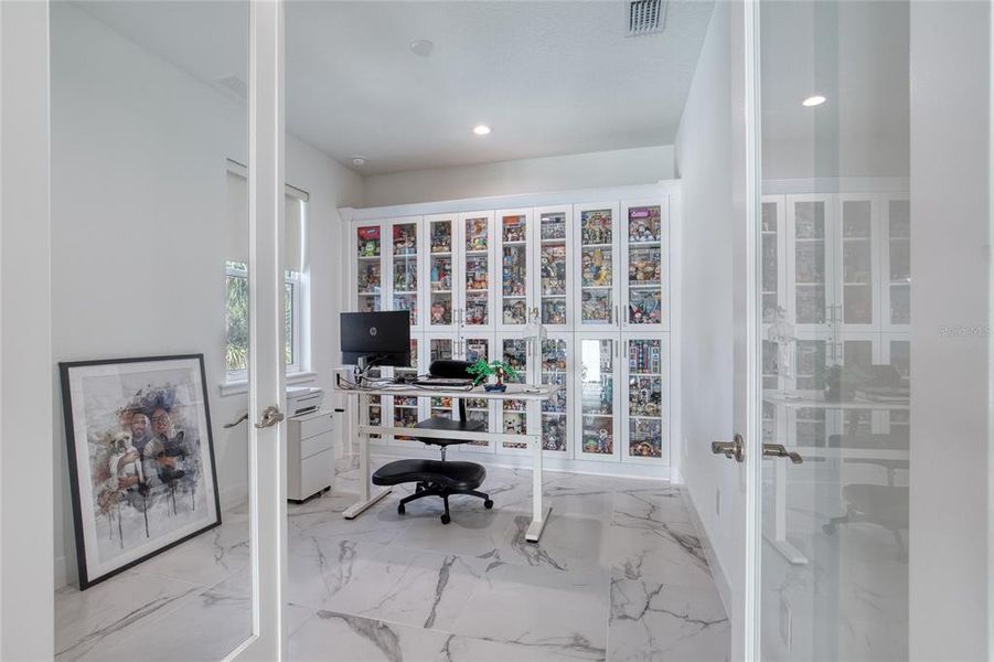Furnished interior view inside a new home in , Daytona Beach (Image 15).