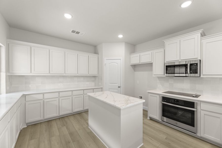 Furnished interior view inside a new home in Keeneland, Aubrey (Image 7).