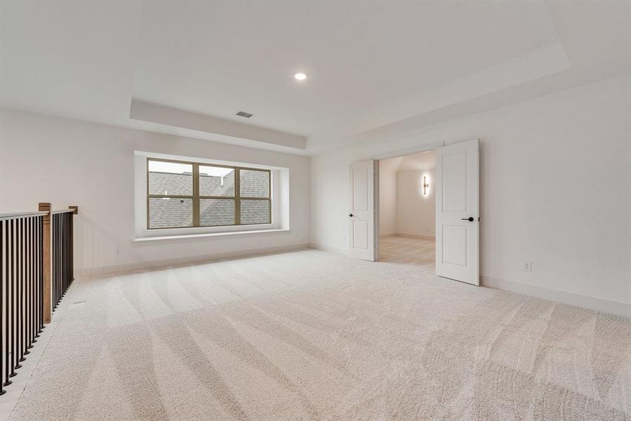 Spacious, unfurnished interior of a new home in Hillside Village, Celina (Image 33).