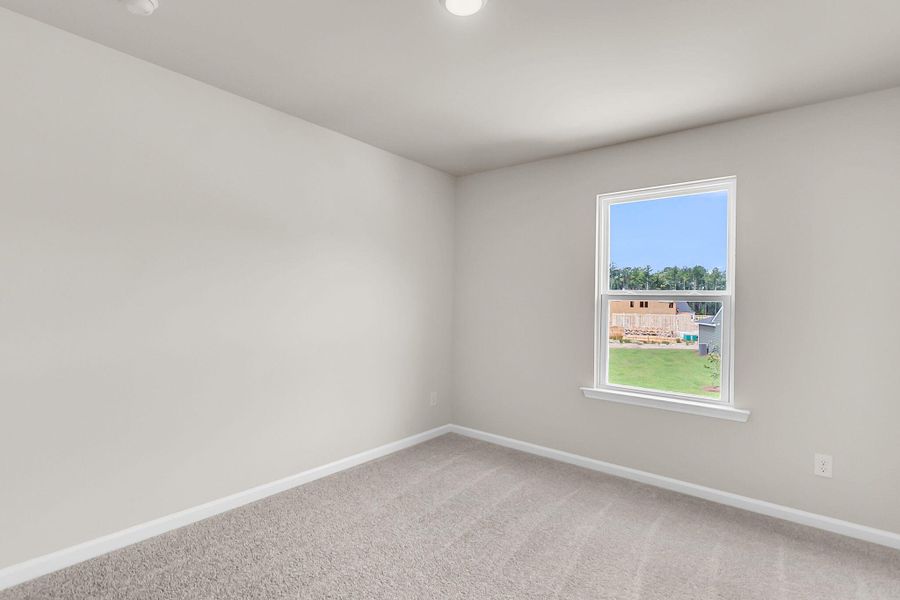 Spacious, unfurnished interior of a new home in Watson Hill, Summerville (Image 11).