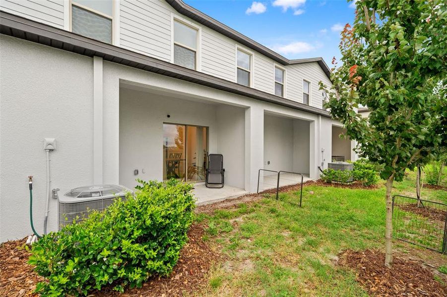 Exterior details and patio area of a home in , New Port Richey (Image 23).