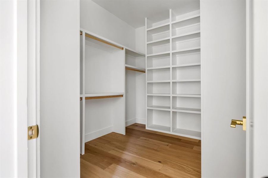 Image 33 of a home in .