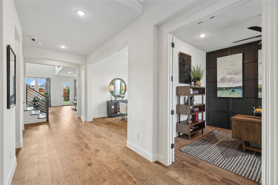 Model home photos of similar floorplans, not pictures of actual home. Model home photos of similar floorplans, not pictures of actual home.