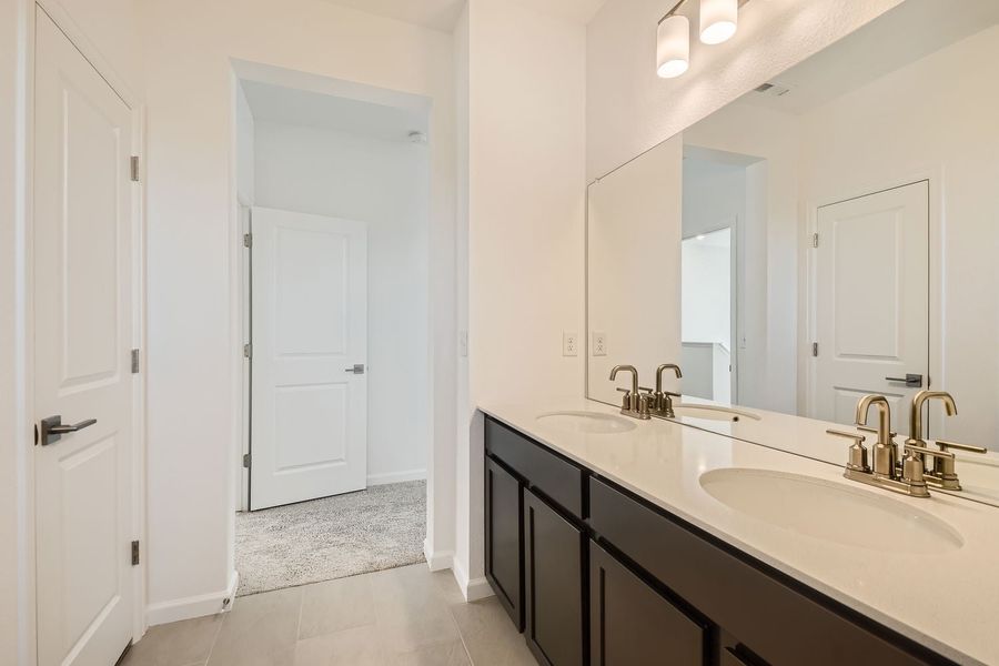 2,253sf New Home in Elizabeth, CO.  - Slide 17