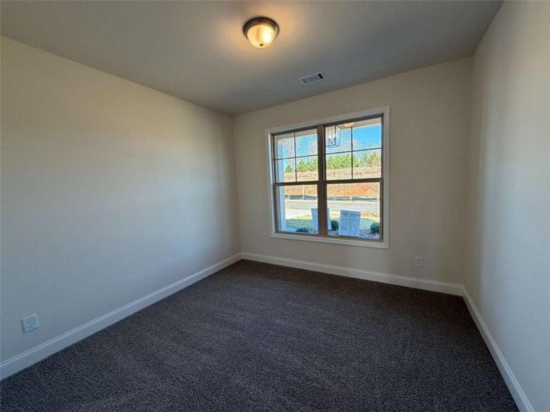 Spacious, unfurnished interior of a new home in , Jefferson (Image 21).