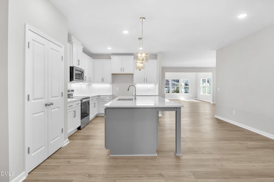 P_CST_RR_Somerset_INT_KIT_Elevation H_Lo P_CST_RR_Somerset_INT_KIT_Elevation H_Lo