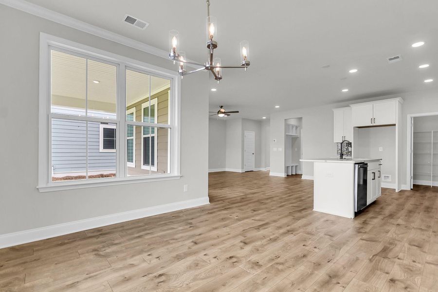 Spacious, unfurnished interior of a new home in Wildcat Chase, Summerville (Image 29).