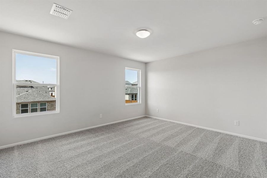 Spacious, unfurnished interior of a new home in Bellagio, Forney (Image 14).