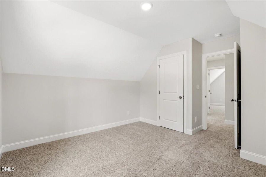 25-93 Mitchner Dr-25 25-93 Mitchner Dr-25