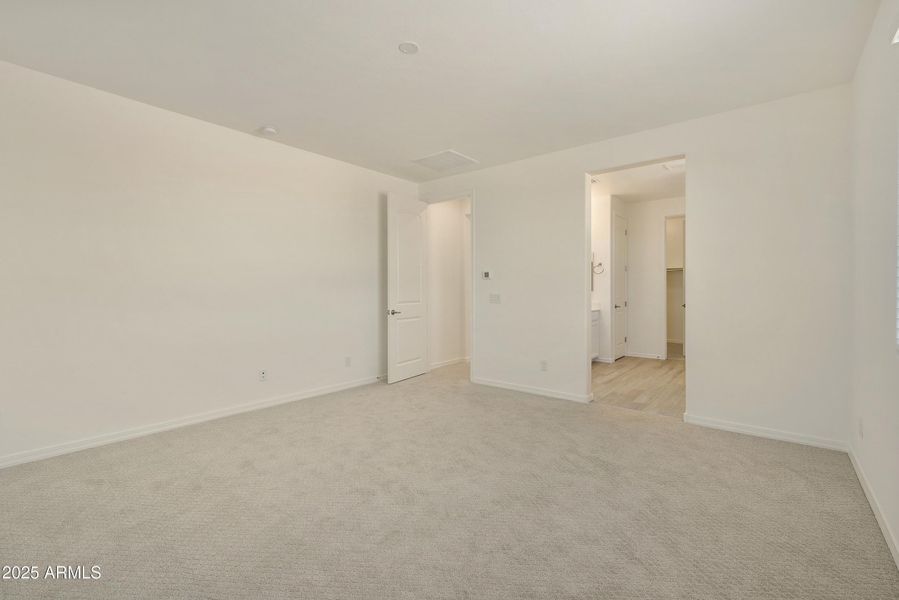 OWNER'S BEDROOM OWNER'S BEDROOM