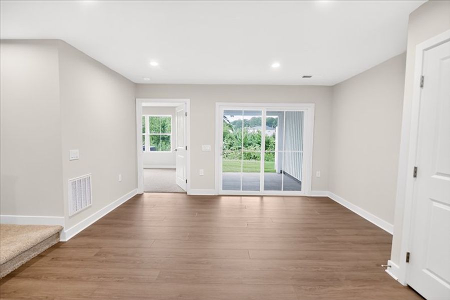 Spacious, unfurnished interior of a new home in Arden Woods, Greenville (Image 12).