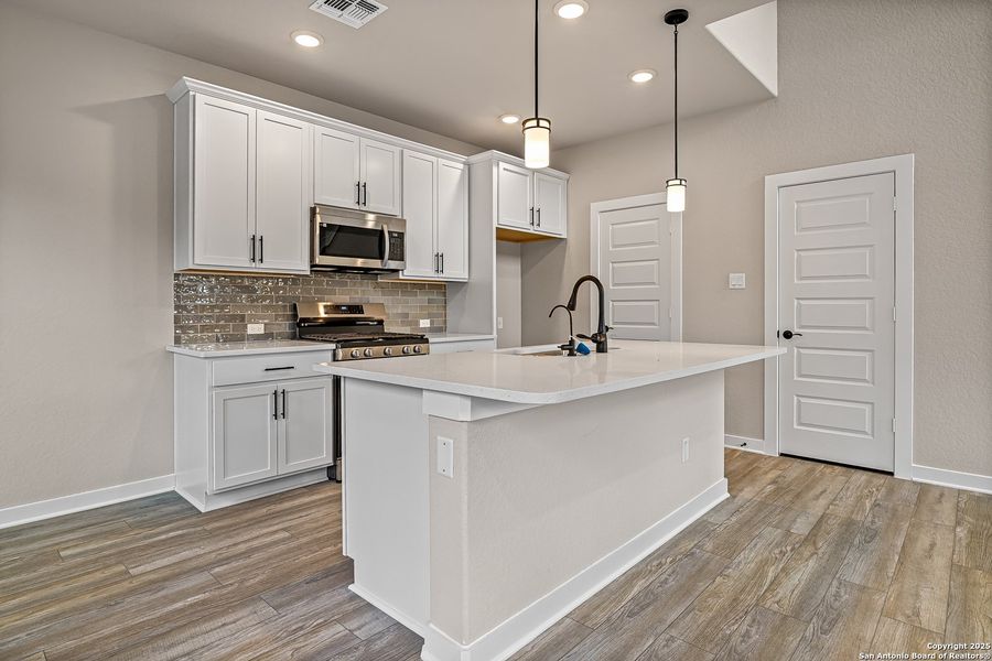 Furnished interior view inside a new home in Trilogy Grove, Leon Valley (Image 7). Furnished interior view inside a new home in Trilogy Grove, Leon Valley (Image 7).
