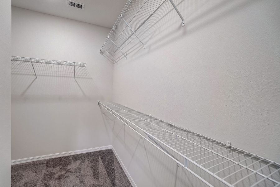 Representative unfurnished interior of a home built from the Oak by Maronda Homes in Coastal Communities, Edgewater (Image 29).