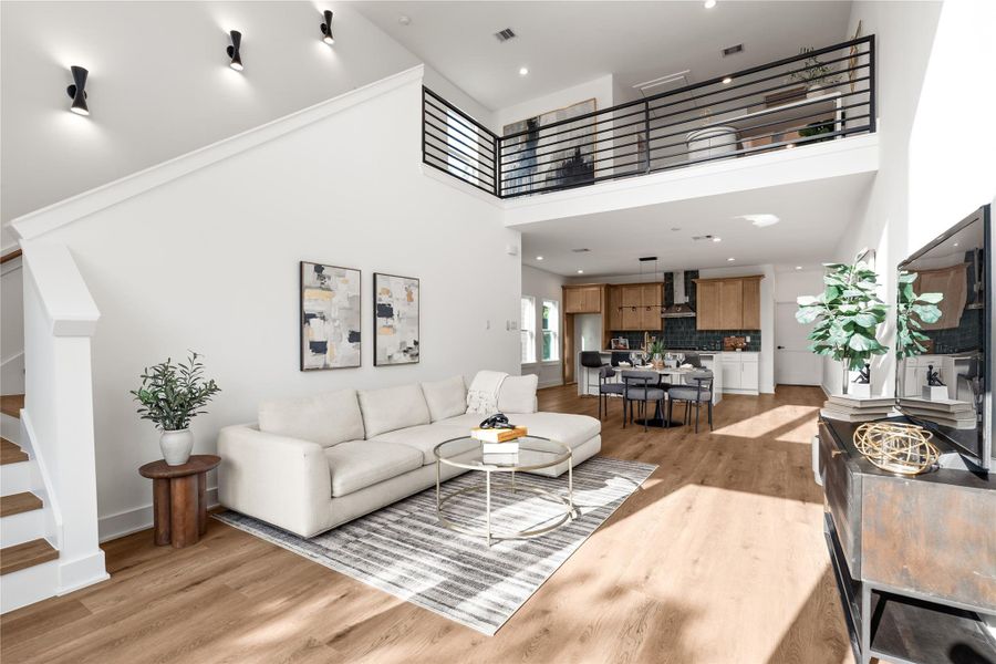Open from floor to ceiling, and connected from top to bottom. Open from floor to ceiling, and connected from top to bottom.