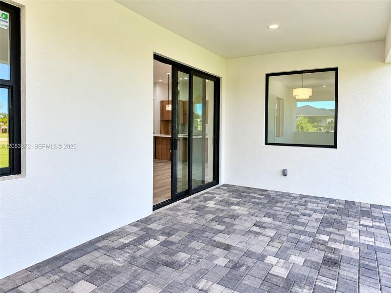 Exterior details and patio area of a home in , Cape Coral (Image 20).