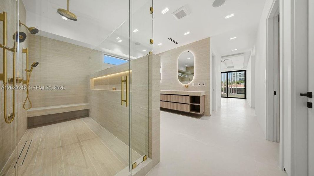 Furnished interior view inside a new home in , Fort Lauderdale (Image 16).