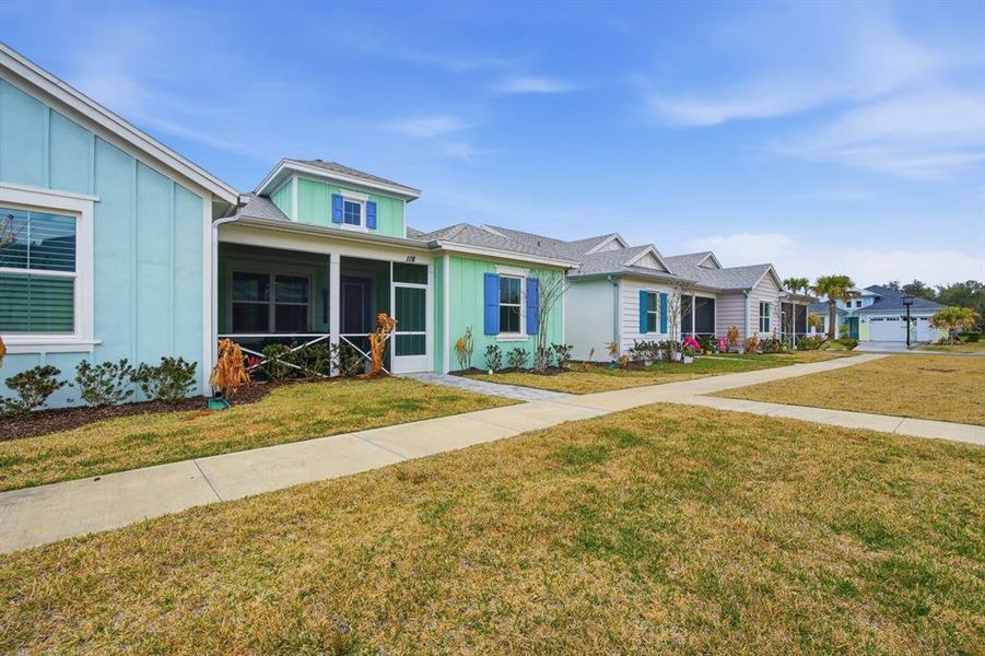 Exterior details and patio area of a home in , Daytona Beach (Image 17). Exterior details and patio area of a home in , Daytona Beach (Image 17).