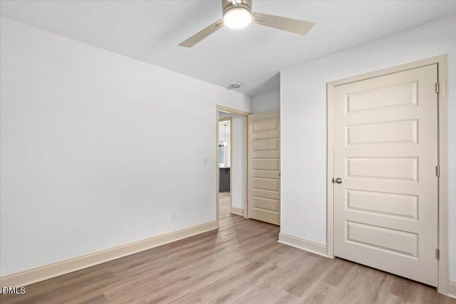 27-305 N West St-27 27-305 N West St-27