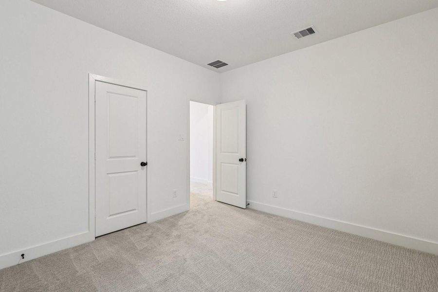 21603 Berry Crest Bed 2 (2)