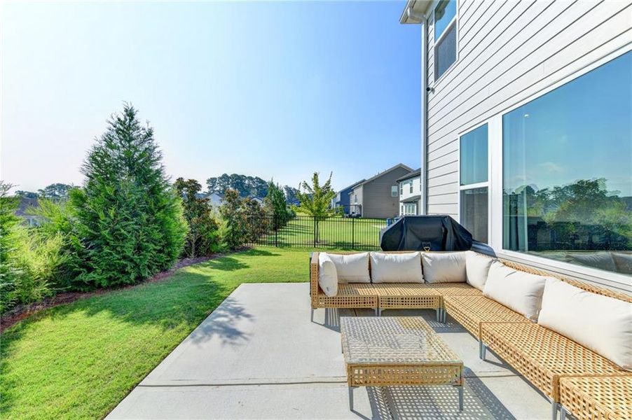 Exterior details and patio area of a home in Sweetbay Farm, Lawrenceville (Image 29).