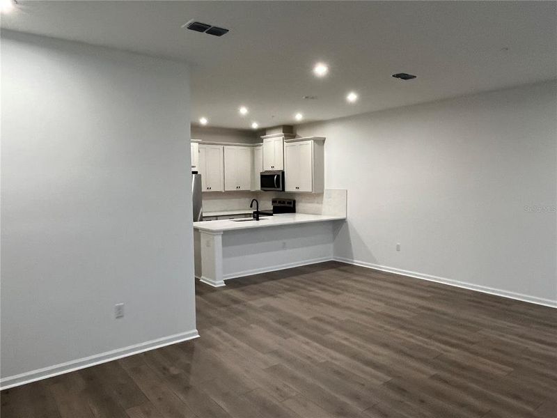 Image 20 of a home in Meridian Parks.