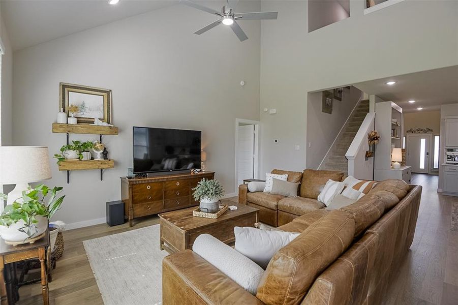 Furnished interior view inside a new home in Dove Hollow, Waxahachie (Image 25).