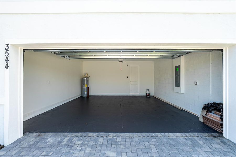 Spacious, unfurnished interior of a new home in , Fort Pierce (Image 28). Spacious, unfurnished interior of a new home in , Fort Pierce (Image 28).