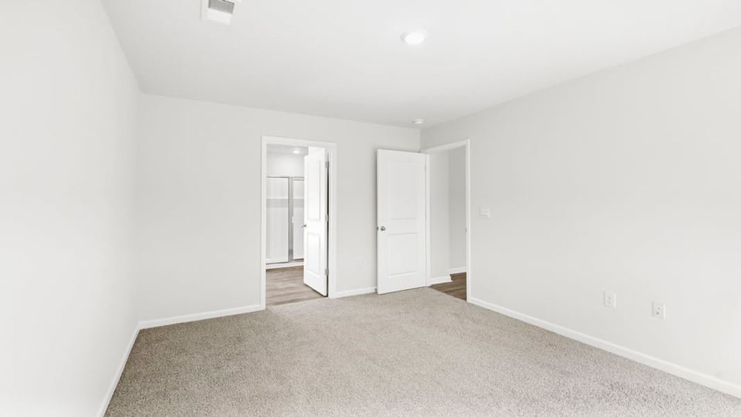 Spacious, unfurnished interior of a new home in Ravencrest, Roebuck (Image 32).