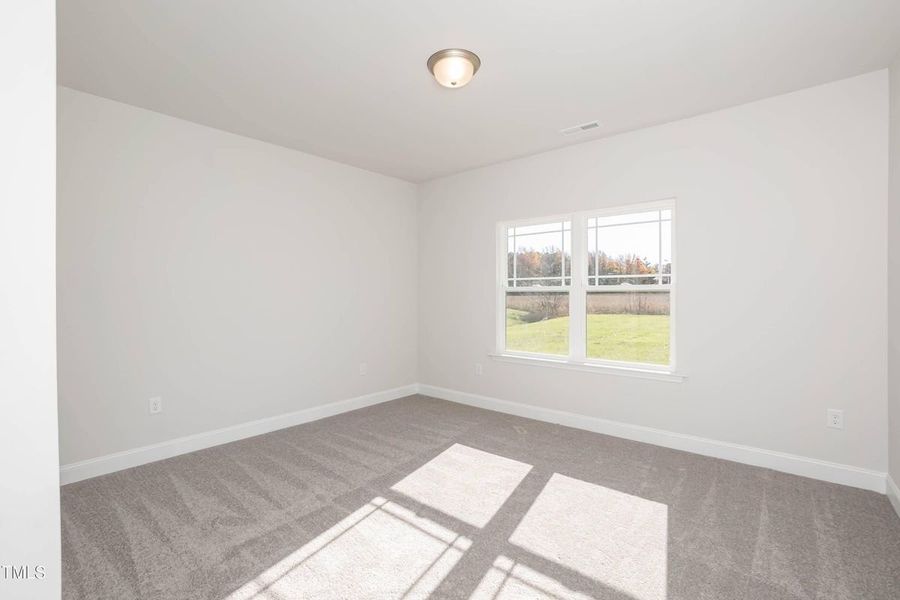 Spacious, unfurnished interior of a new home in Hidden Lake Estates, Greenville (Image 20).