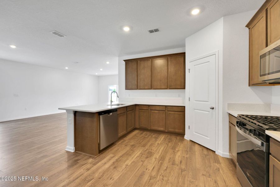 Image 24 of a home in Cedar Creek.