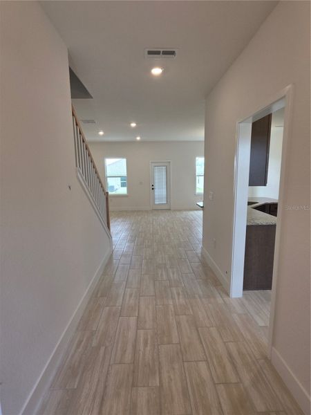 Spacious, unfurnished interior of a new home in Pine Bluff, Spring Hill (Image 11).