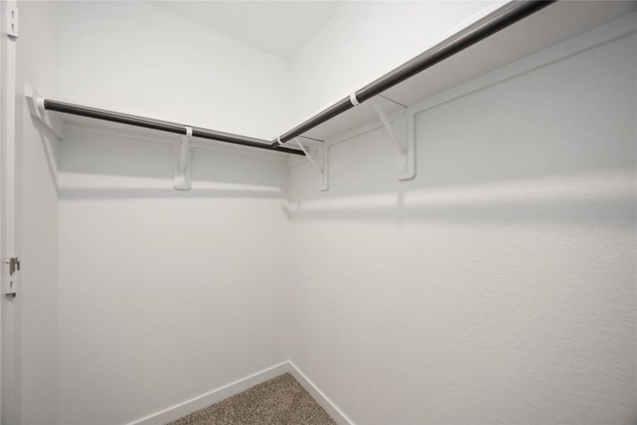 Spacious, unfurnished interior of a new home in Pinehaven, Houston (Image 19).