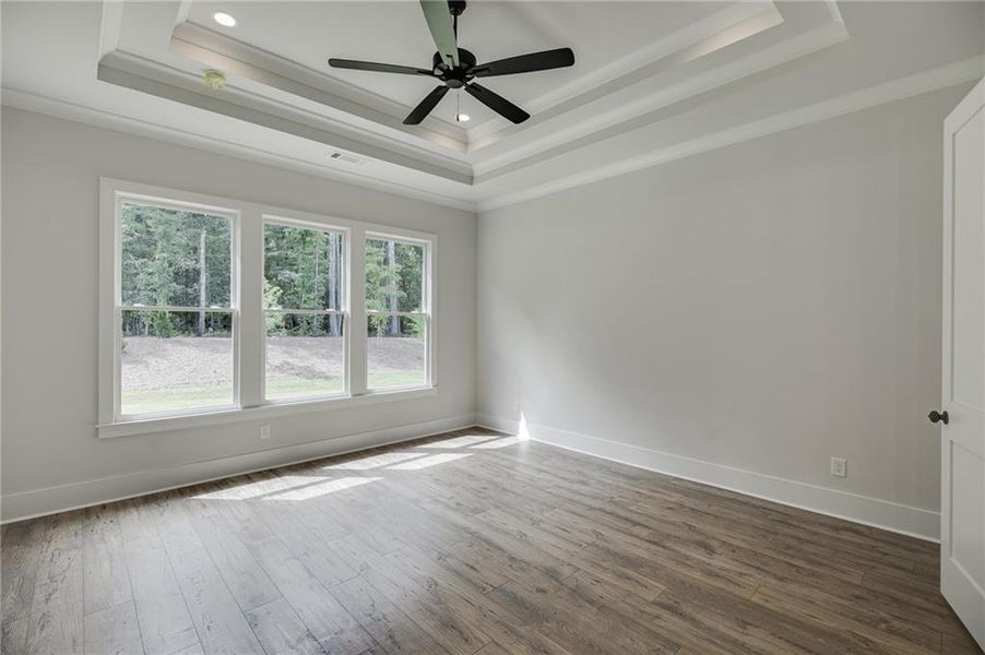 Spacious, unfurnished interior of a new home in , Statham (Image 18).