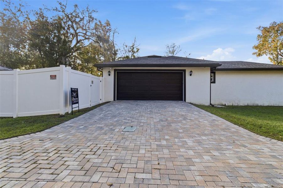 Exterior details and patio area of a home in , Brooksville (Image 19). Exterior details and patio area of a home in , Brooksville (Image 19).