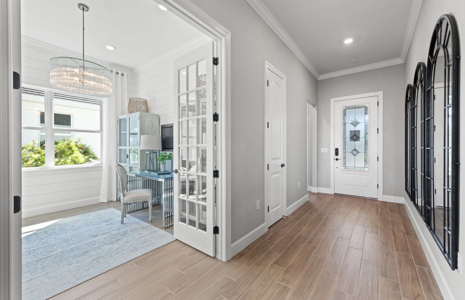 Representative furnished interior of a home built from the Prestige by Pulte Homes in SeaFlower, Bradenton (Image 11).
