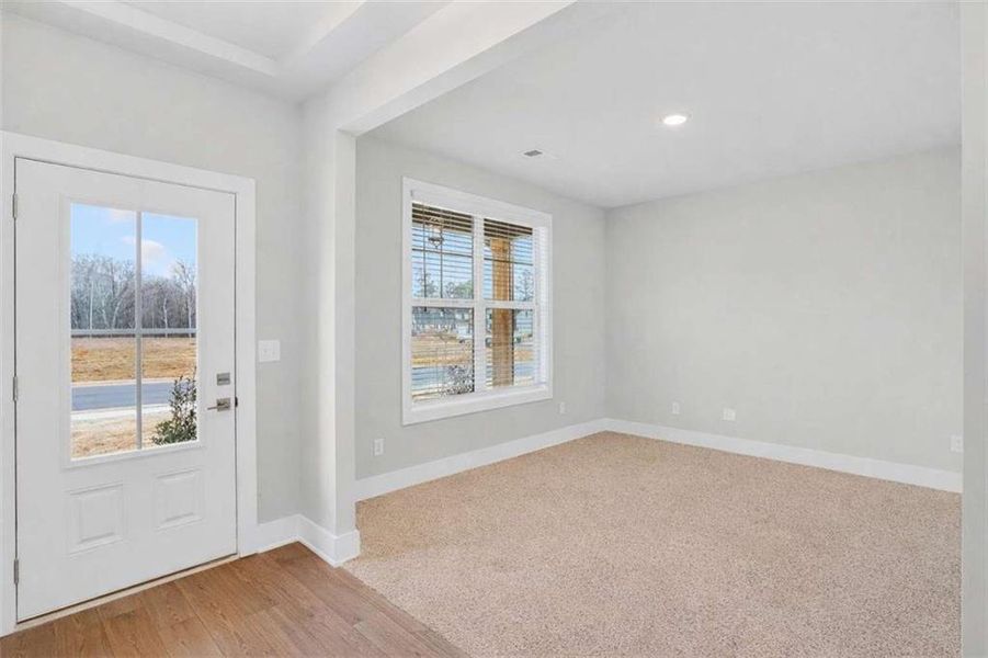 Spacious, unfurnished interior of a new home in The Fairways at Mirror Lake, Villa Rica (Image 12).
