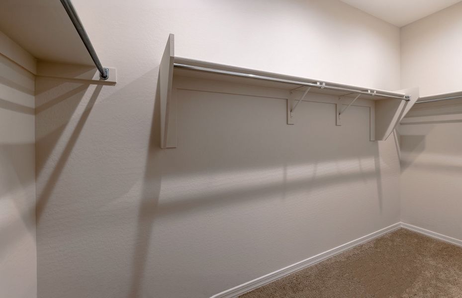 Spacious, unfurnished interior of a new home in El Rancho Santa Rosa, Maricopa (Image 28).