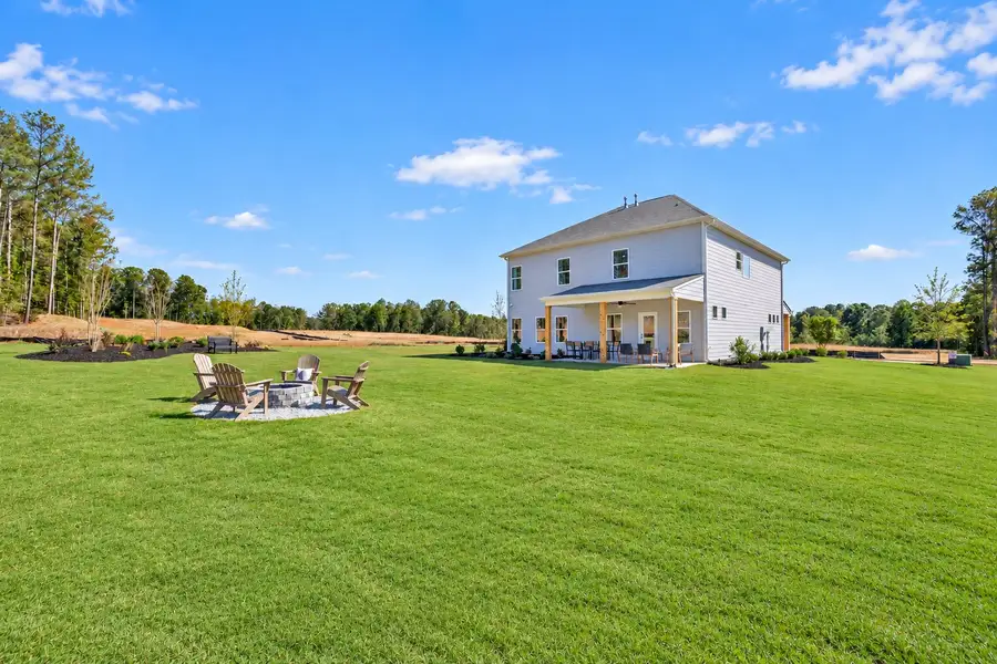 Exterior details and patio area of a home in Sagebrook, Powder Springs (Image 3).