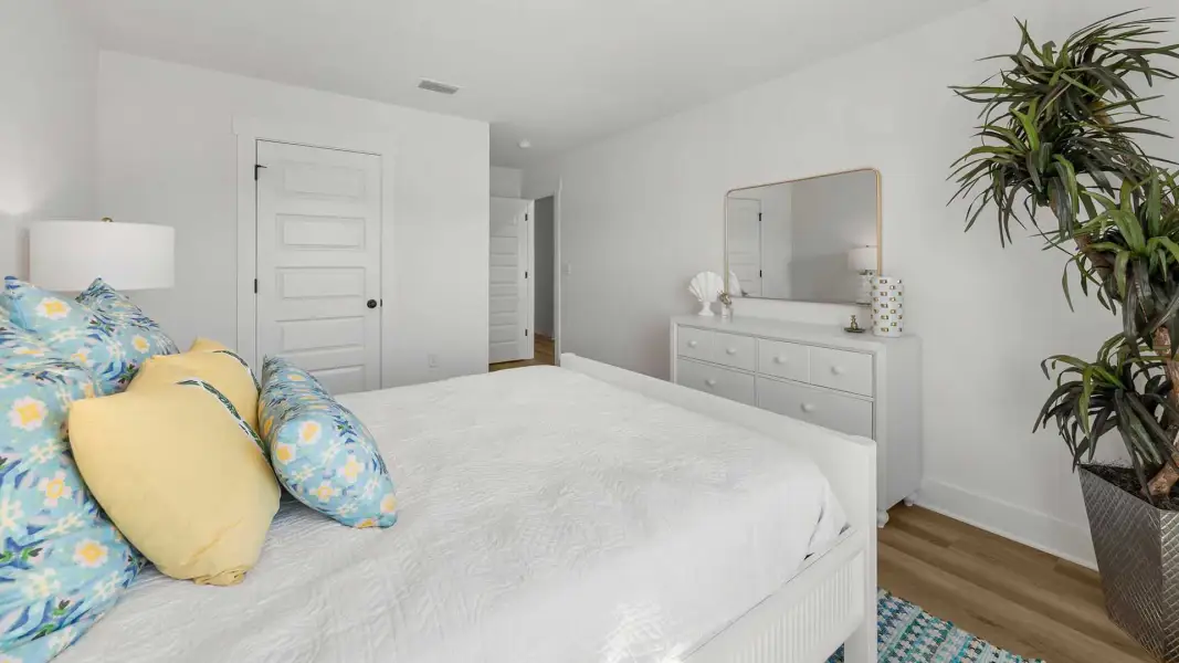 Furnished interior view inside a new home in Crest Bay Cottages, Miramar Beach (Image 30).