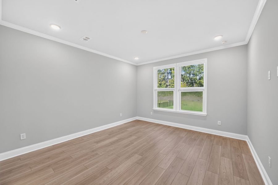 Spacious, unfurnished interior of a new home in Del Webb Charleston at Nexton, Summerville (Image 17).