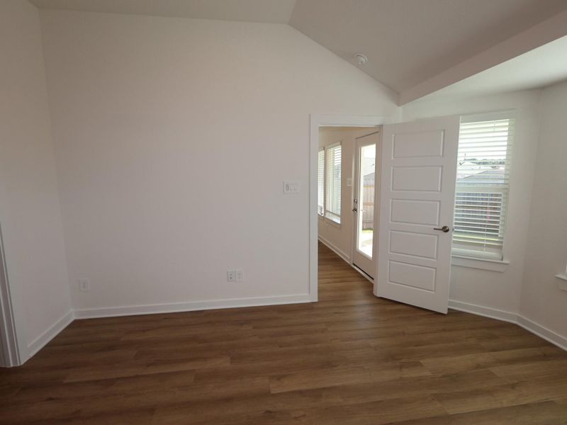 Spacious, unfurnished interior of a new home in Moran Ranch, Willis (Image 8). Spacious, unfurnished interior of a new home in Moran Ranch, Willis (Image 8).